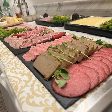 Astoria فندق مبيت وإفطار