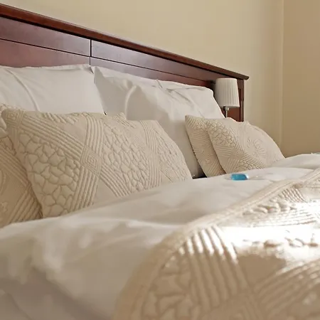 Astoria فندق مبيت وإفطار سفارجاونج