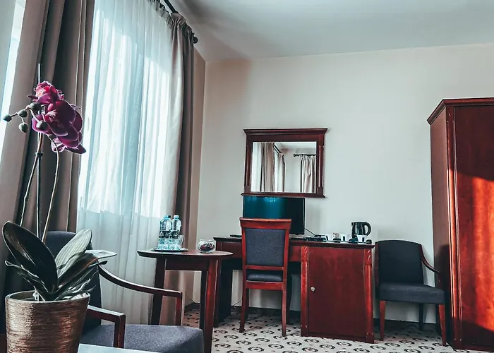 Oda ve Kahvaltı Astoria 3*